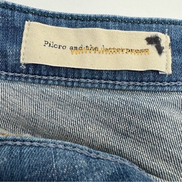 Anthropologie Pilcro 27 Stet Mid Rise 6” Denim Shorts - Picture 2 of 9